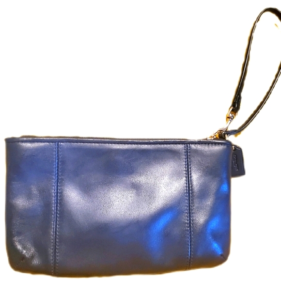 💙COACH Colette Pleated Smooth Leather Zip Top Wristlet in Midnight Blue ✨️NWOT - Picture 4 of 14